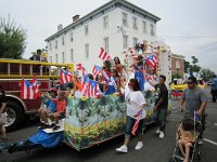 Parade13- web